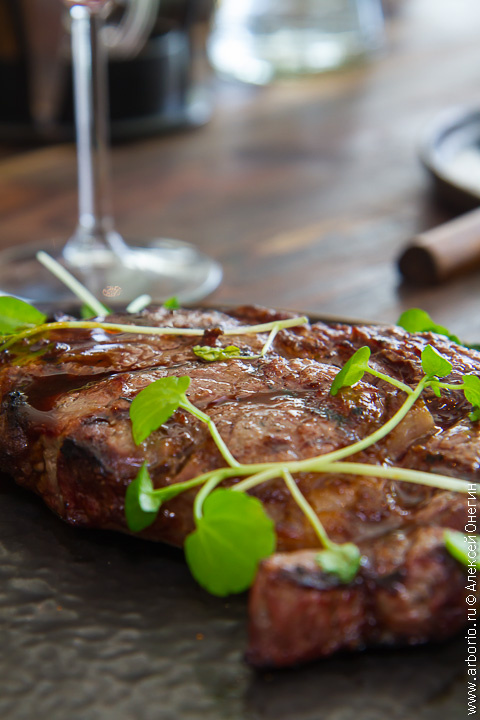 Разоблачение мифов о стейках: спокойное наблюдение за фактом