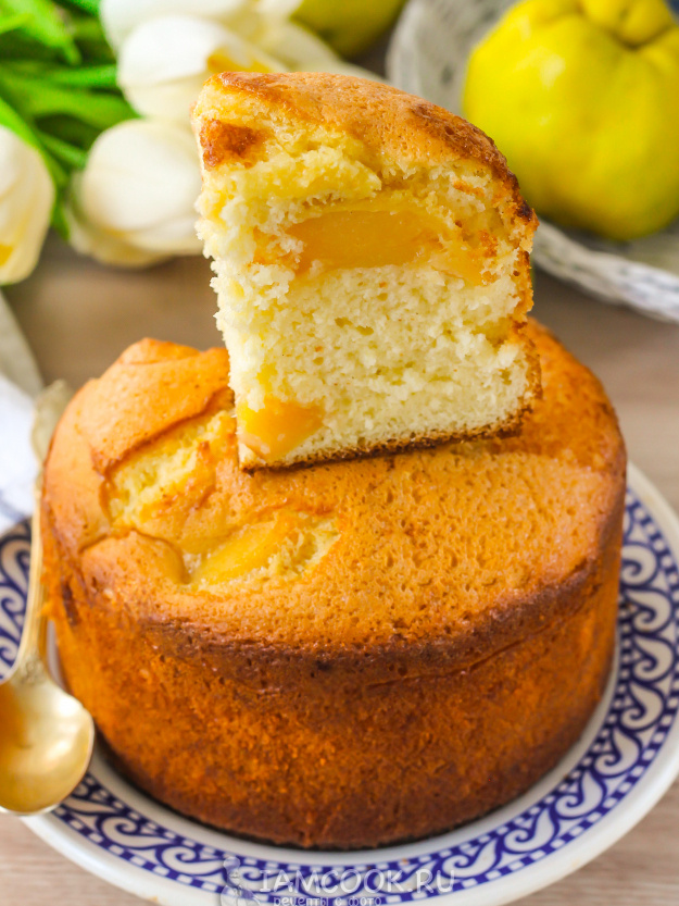 Уникальный бисквит с айвой: как создать изысканное лакомство