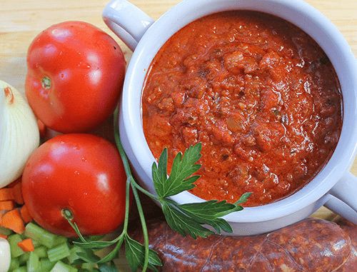 Новый взгляд на болоньезе: соус с грибами и копченостями