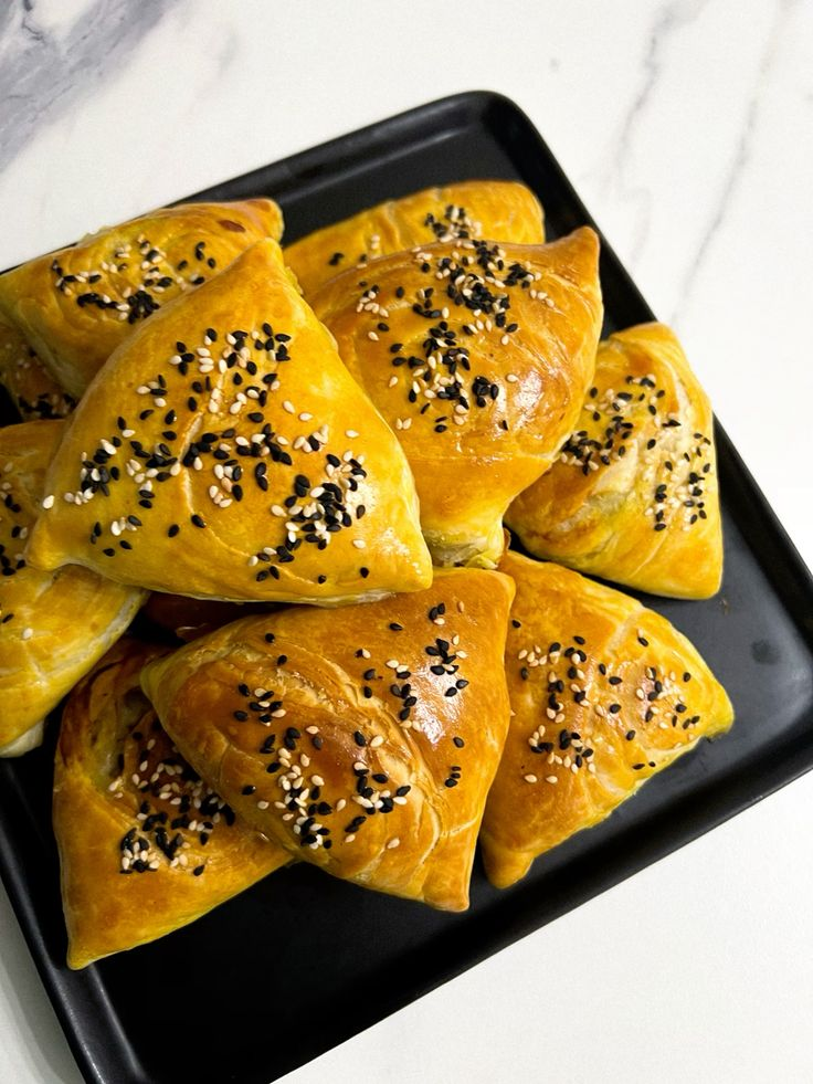 Погрузитесь в мир восточного вкуса с самсой