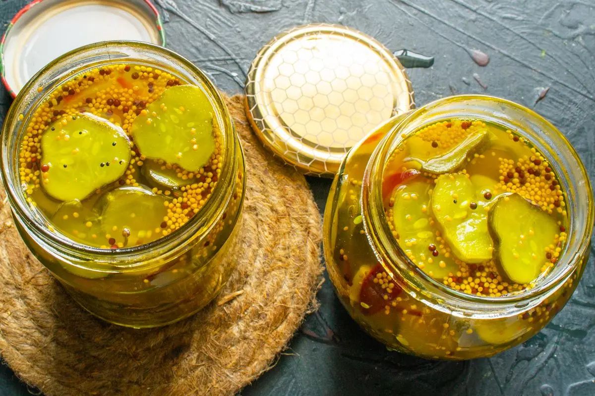 Пикулы: как заготовить огурцы, которые украсит любой стол