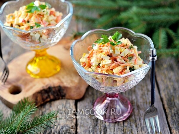 Праздничные салаты с морковью по-корейски: 10 вкусных идей для вашего стола