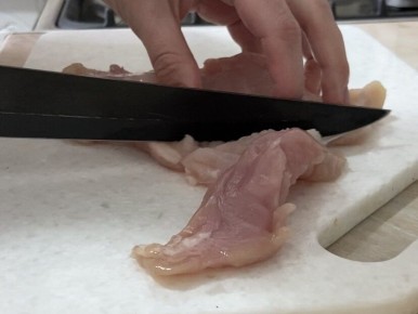 Изумительная куриная грудка для внезапных гостей: простой и вкусный рецепт