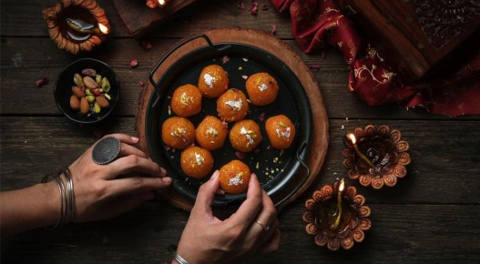 Психология вечерней тяги к сладкому: секреты от специалистов