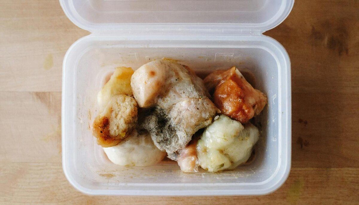 Обед из супермаркета: как избежать отравления