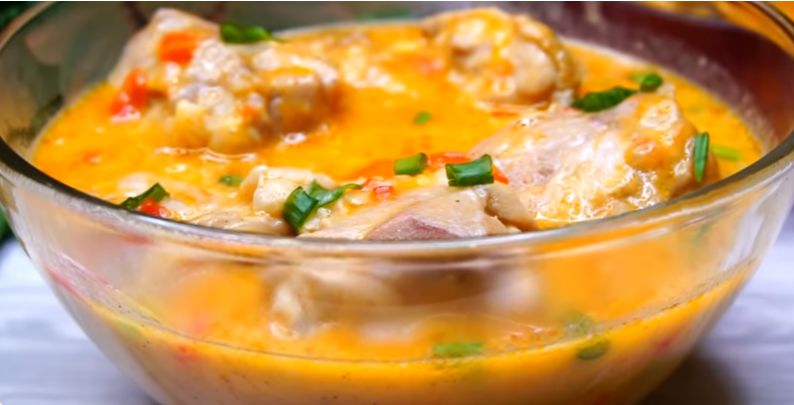 Невероятный паприкаш из курицы: легкий ужин для всей семьи