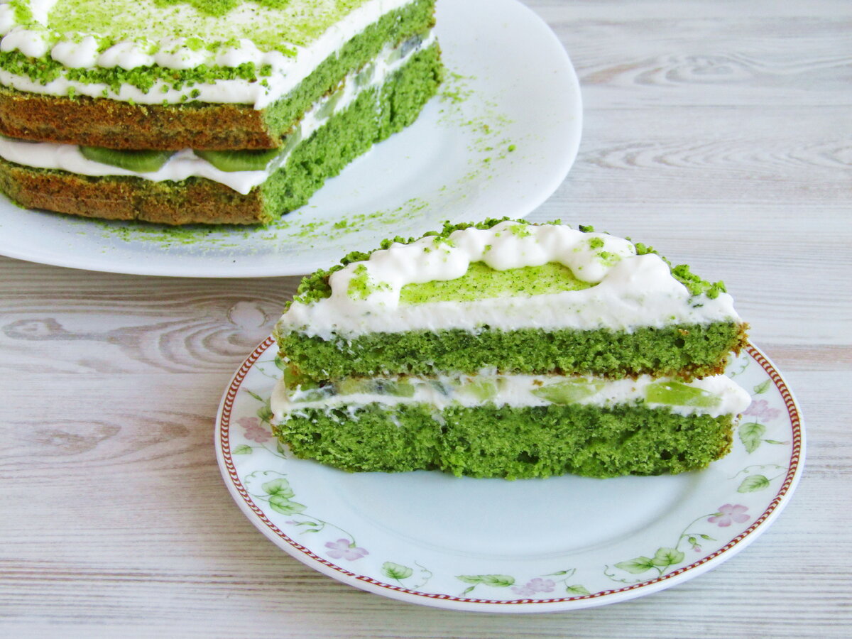 Изумрудный торт: как создать восхитительное лакомство с шпинатом