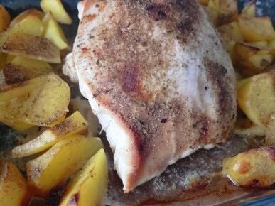 Советы, как избежать переедания во время новогодних праздников