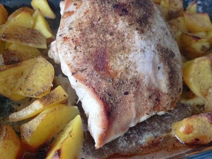 Советы, как избежать переедания во время новогодних праздников