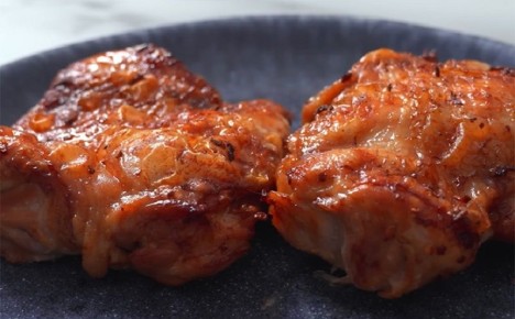 Как приготовить куриные бедрышки с хрустящей корочкой и пряным маринадом