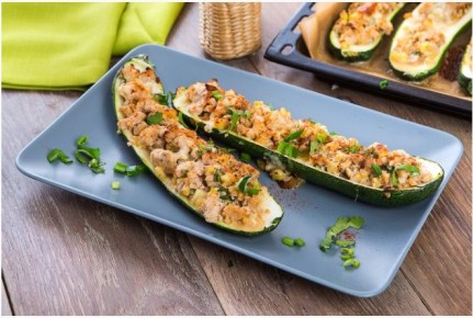 Вкусные запечённые цукини с начинкой из тунца и бекона
