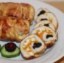 Куриные рулетики с начинкой: легкий и вкусный рецепт для домашнего повара