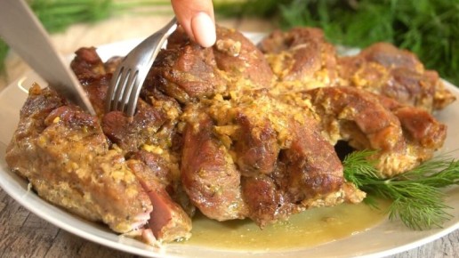 Праздничный хит: Секретный маринад для запеченного мяса, который покорит ваш стол