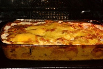 Неповторимое мясо по-французски с картофелем и грибами