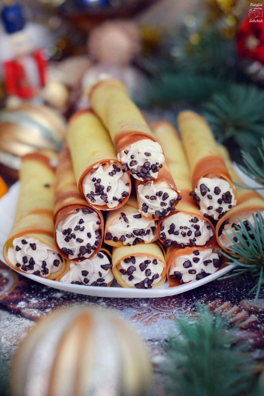Трубочки с шоколадным кремом: быстро и вкусно