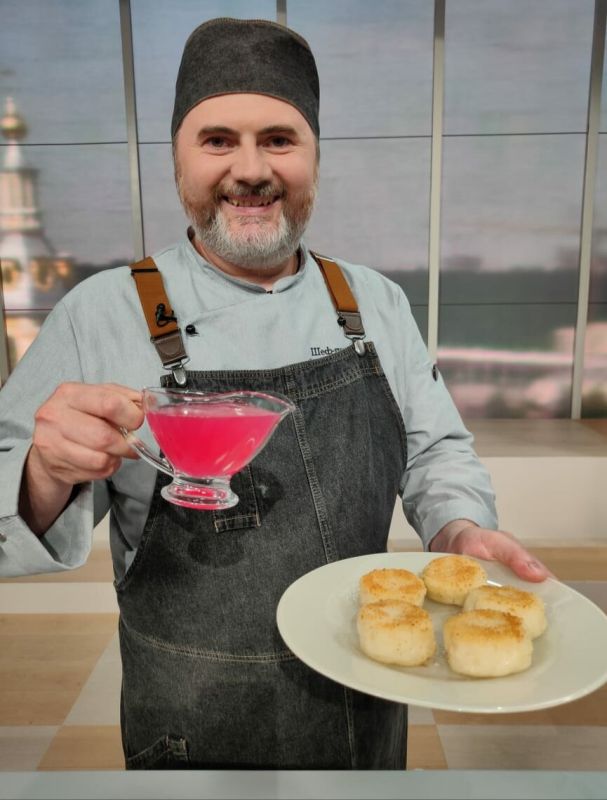Легкий и вкусный завтрак: Постные манники с ягодным киселем