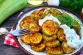 Запеченные кабачки со сметанным соусом: кулинарное вдохновение