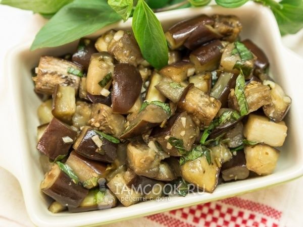 Баклажановая феерия: простые и вкусные закуски для любого стола